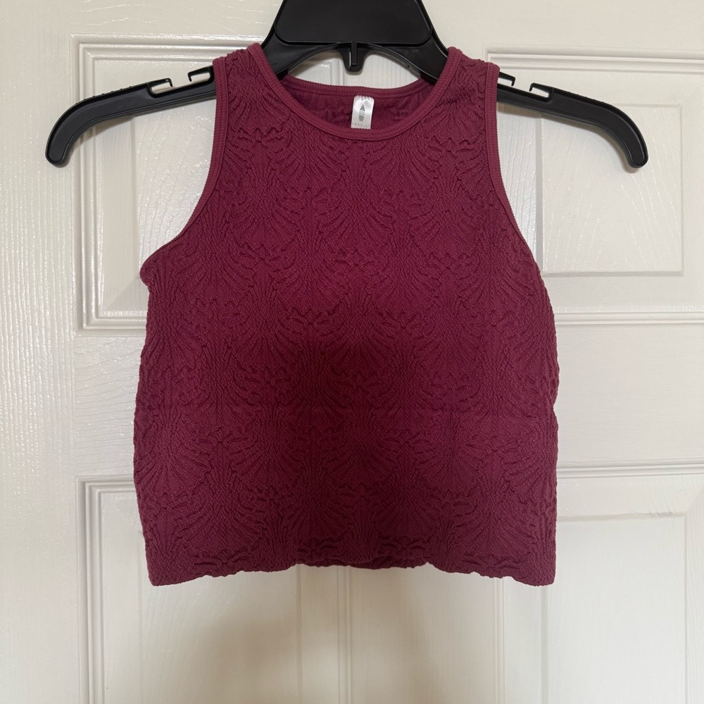 Sleeveless Textured Burgundy Top